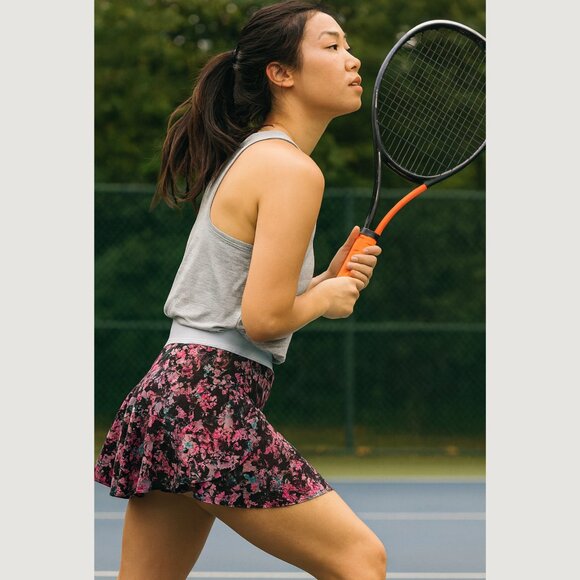 Lululemon Court Rival High-Rise Skirt – Stencil Blossom Red Multi – Size 6 - Picture 1 of 9